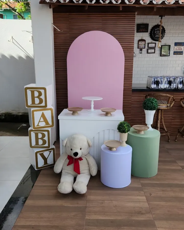Kit chá de bebê com letras BABY e ursinho